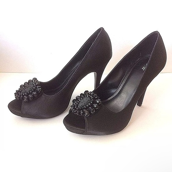 Apt 9 Arden Open Toe Satin Stiletto High Heel Black Beaded Decoration Size 9 - Picture 2 of 12